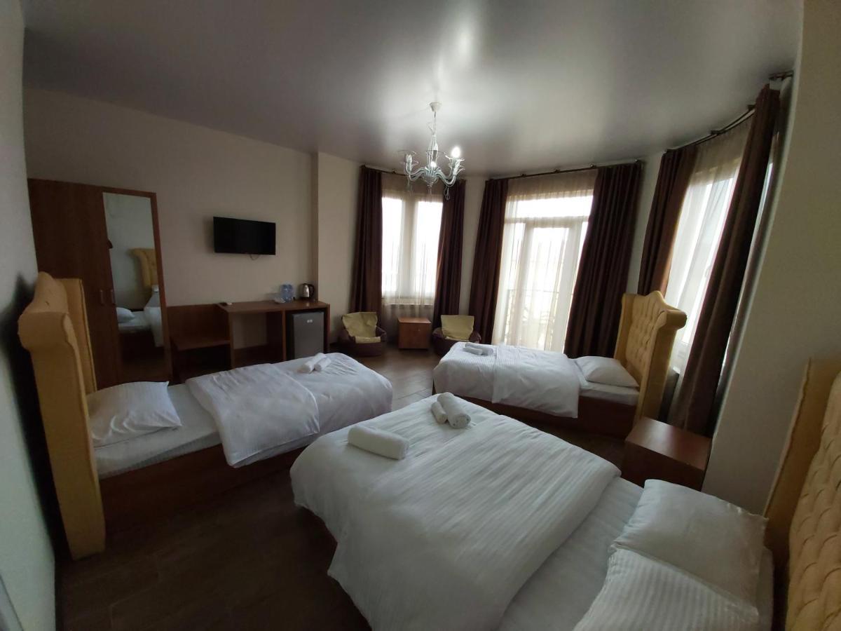 Hotel Maria Μπατούμι Εξωτερικό φωτογραφία