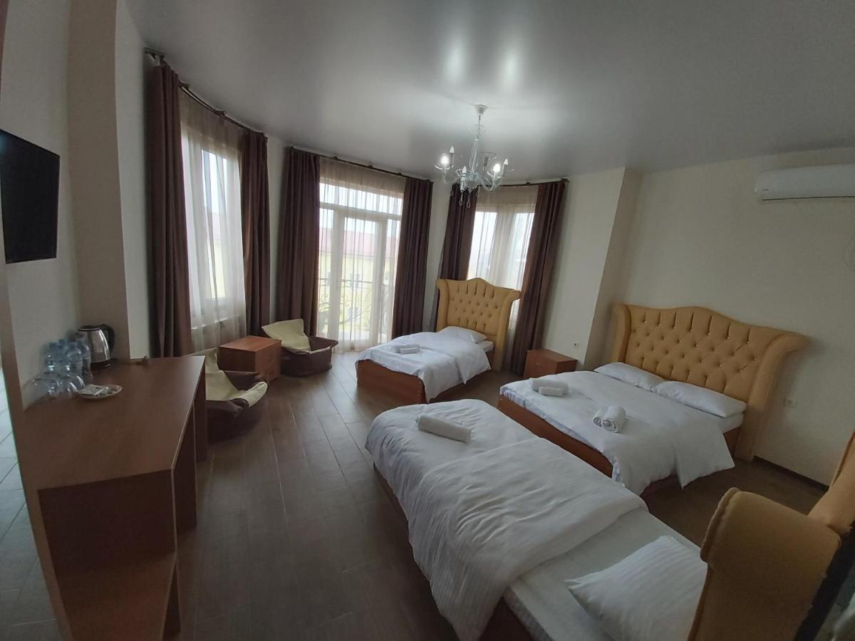Hotel Maria Μπατούμι Εξωτερικό φωτογραφία