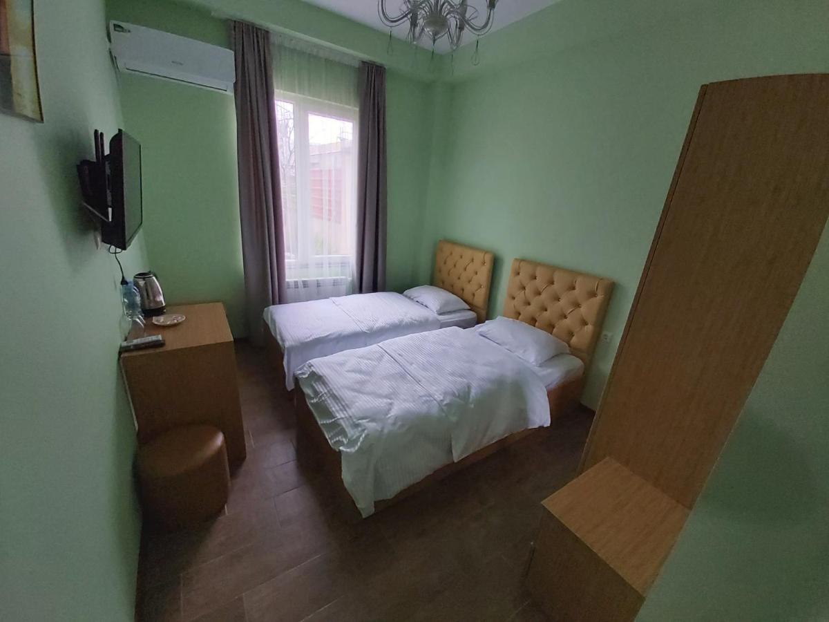 Hotel Maria Μπατούμι Εξωτερικό φωτογραφία