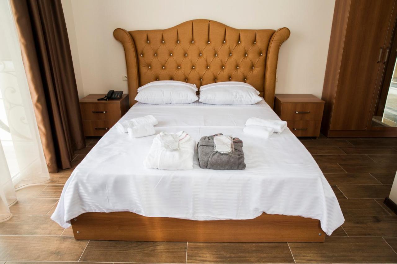 Hotel Maria Μπατούμι Εξωτερικό φωτογραφία