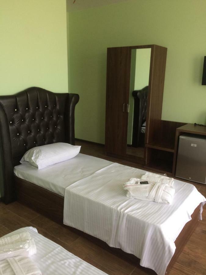 Hotel Maria Μπατούμι Εξωτερικό φωτογραφία