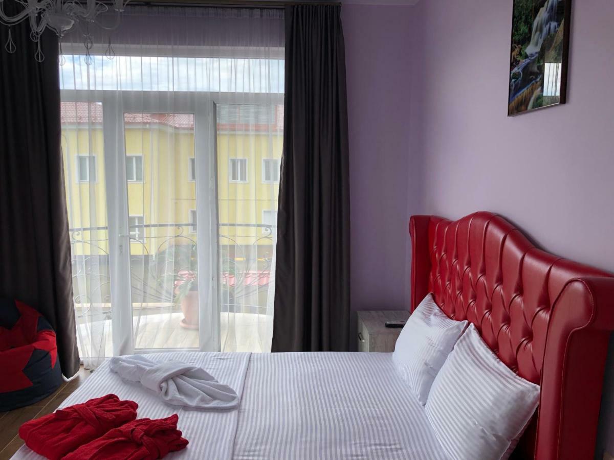 Hotel Maria Μπατούμι Εξωτερικό φωτογραφία