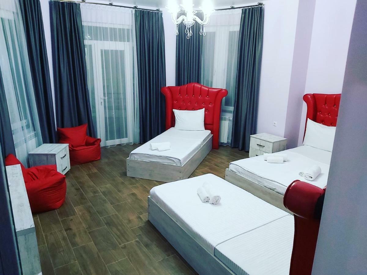 Hotel Maria Μπατούμι Εξωτερικό φωτογραφία